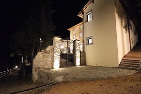 Il Borgo di Villa Cellaia