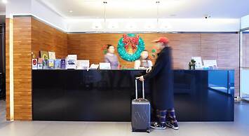 Haifu Hotel & Suites