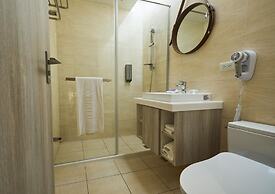 Haifu Hotel & Suites