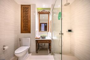 Woo Gallery and Boutique Hotel
