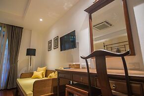 Woo Gallery and Boutique Hotel