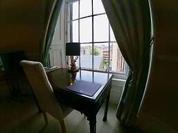 Escape To Edinburgh @ Albyn Place