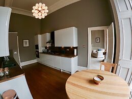 Escape To Edinburgh @ Albyn Place
