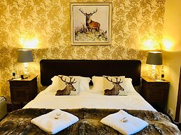Lairds Lodge