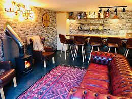 Lairds Lodge