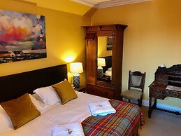 Lairds Lodge