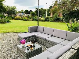 Lairds Lodge