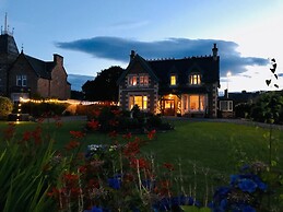 Lairds Lodge
