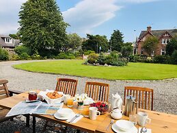 Lairds Lodge
