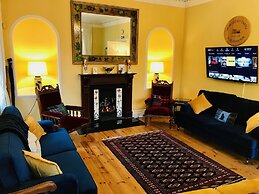 Lairds Lodge