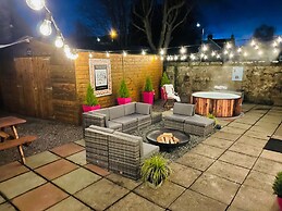 Lairds Lodge