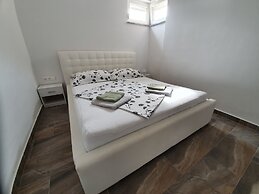 Apartments Ljubic
