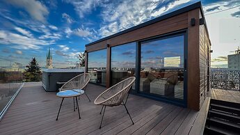 BOUTIQUE HOTEL11 with rooftop SPA