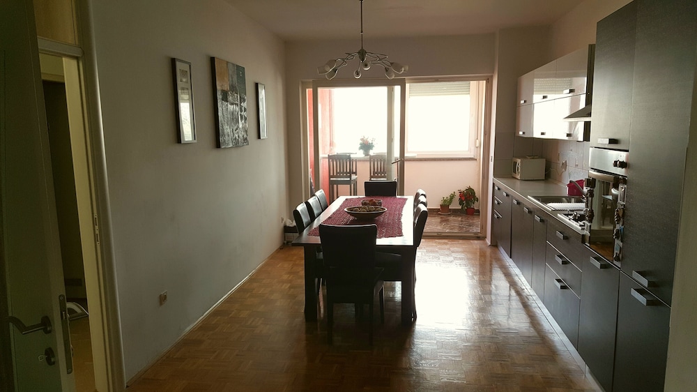 Apartment Tia