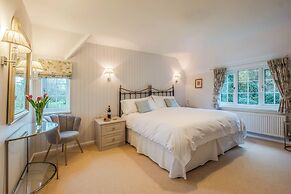 Stream House Luxury B&B