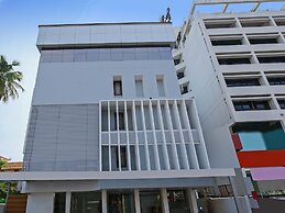 Treebo Goodland Residency - 500m from Railway Station