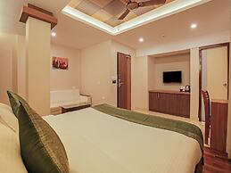 Treebo Goodland Residency - 500m from Railway Station