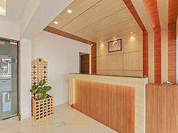 Treebo Goodland Residency - 500m from Railway Station