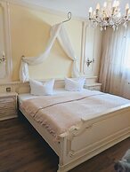 Apartmenthaus am Rhein