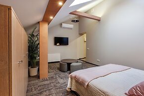 Old Town Trio Apartments