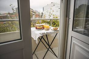 BCharming House