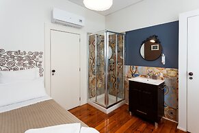 BCharming House