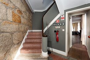 BCharming House