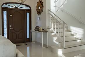 The Sapphire Villa