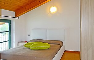 Holideal Campione Bed & Surf