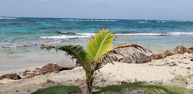 Paraiso Beach Hotel