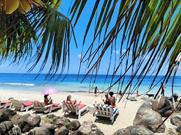 Paraiso Beach Hotel
