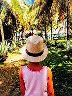 Paraiso Beach Hotel