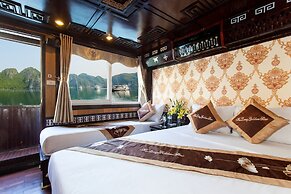 Golden Star Cruise