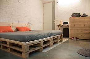 Jugaad Hostels