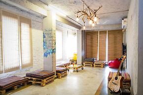 Jugaad Hostels