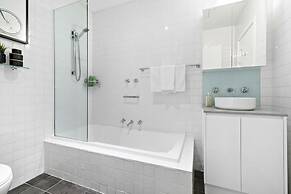 Kristina, 1BDR Melbourne Apartment