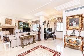 Cubo's Villa Dos Reyes