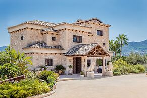 Cubo's Villa Dos Reyes