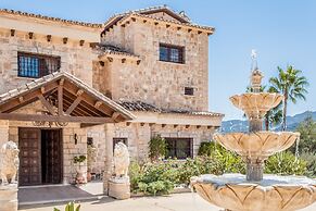 Cubo's Villa Dos Reyes