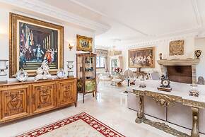 Cubo's Villa Dos Reyes
