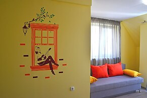 Visito Apart House