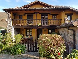 Alojamientos Rurales Valle de Bueida