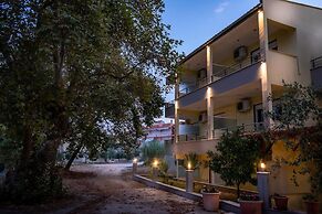 Kipos Resort