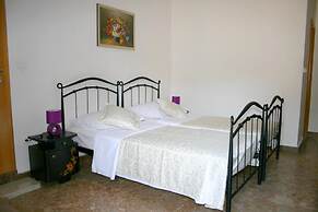Emily Rooms