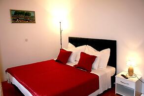 Emily Rooms