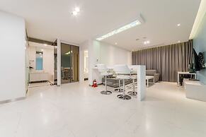 Rosabell Hotel