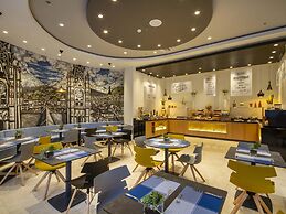 ibis Quito