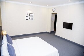 Ha Trinh Hotel
