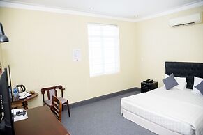 Ha Trinh Hotel