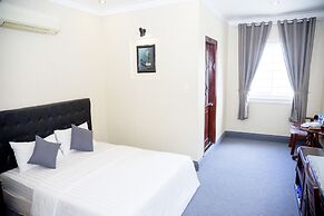 Ha Trinh Hotel
